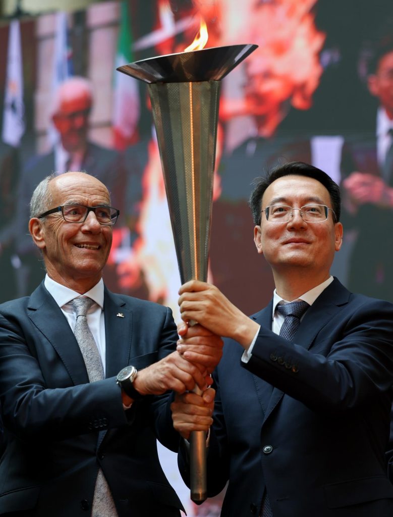 ฉางชุนร่วมพิธีจุดคบเพลิง Changchun 2027 Winter Universiade ที่ตูริน สืบสานประเพณีการแข่งขัน